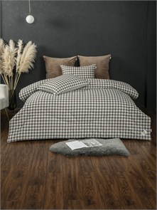 {{photo.Alt || photo.Description || 'Набор с одеялом Пье де пуль 1.5-спальный'}}